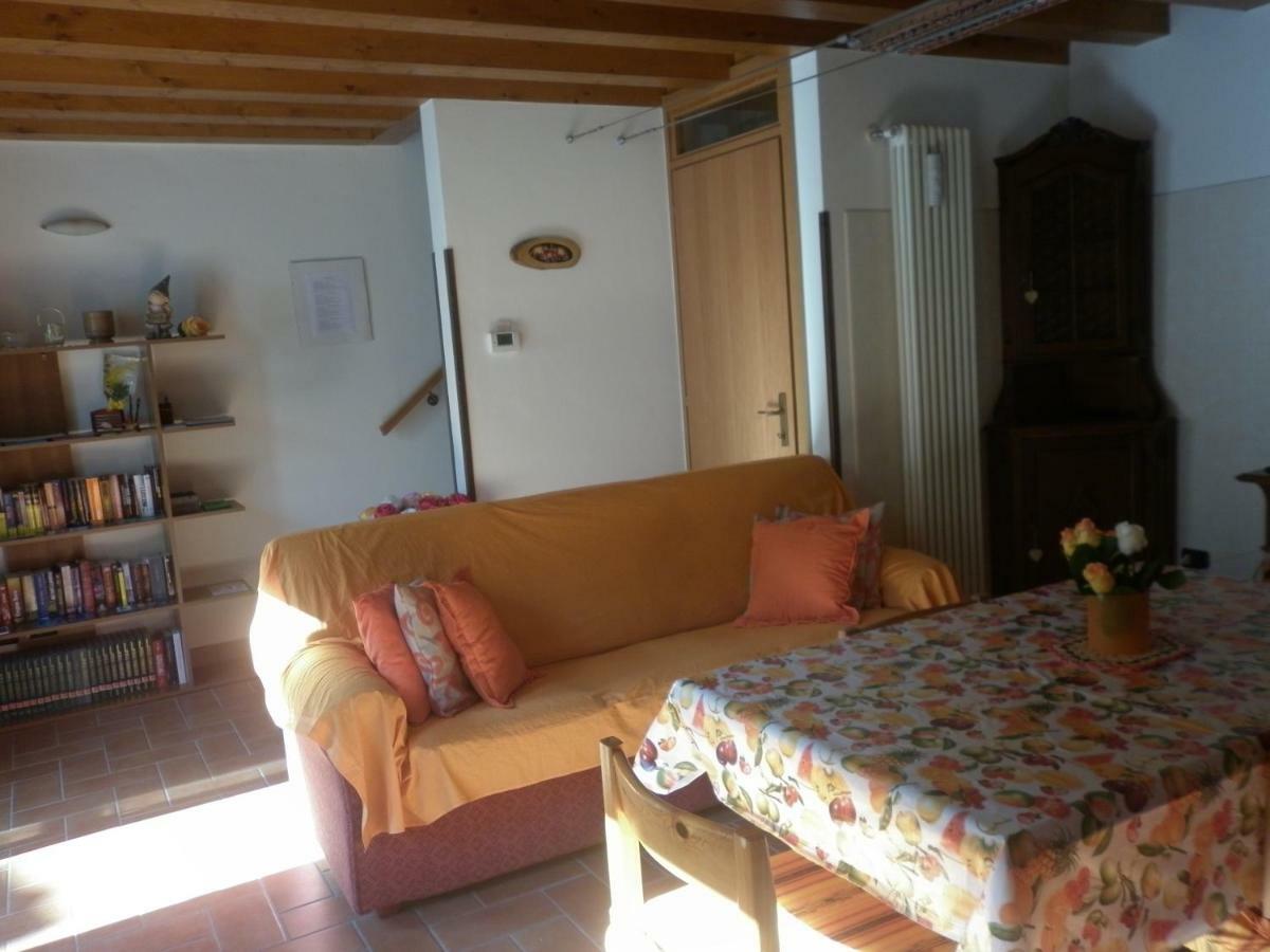 La Piccola Mimosa Apartment Sant'Ambrogio di Valpolicella Luaran gambar